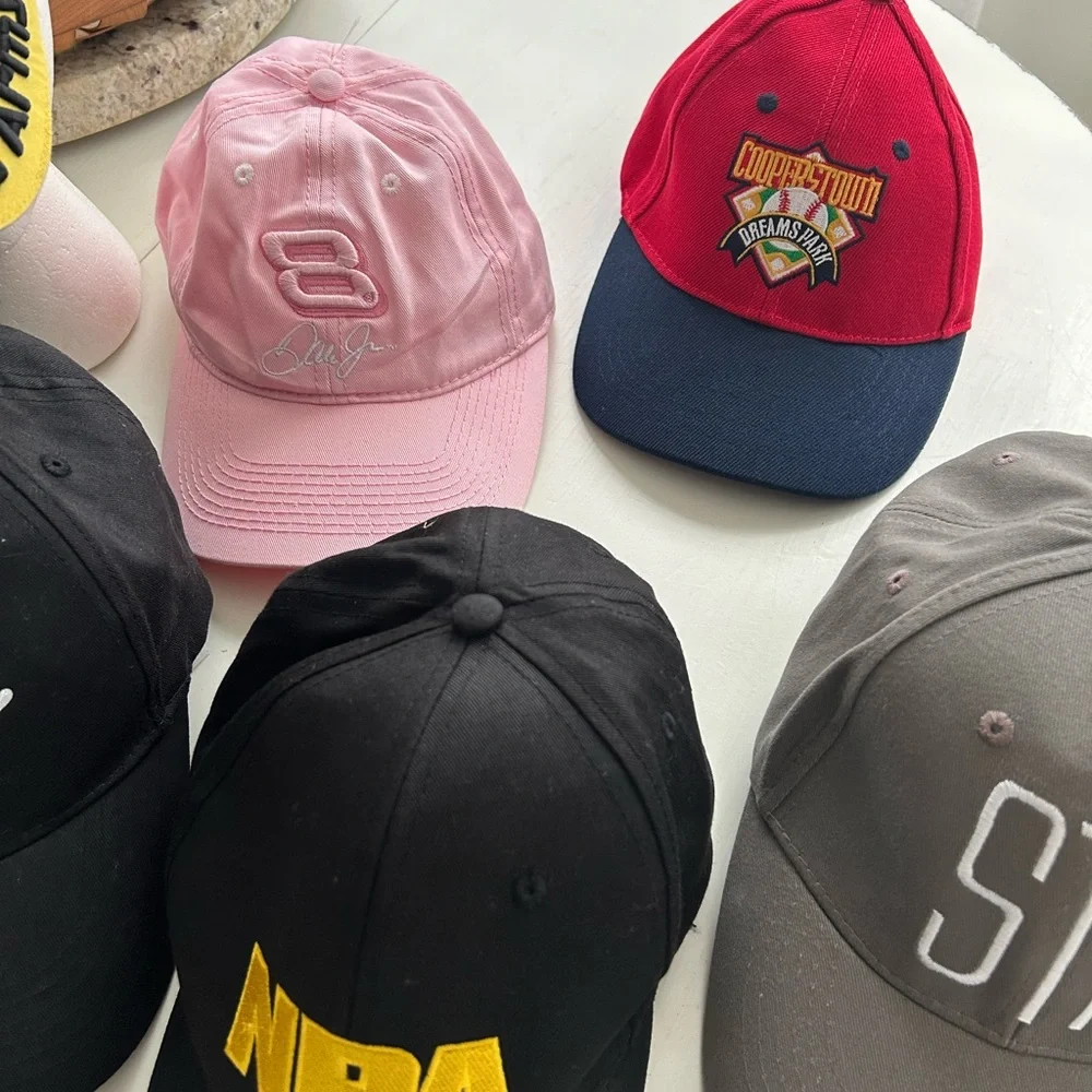 Lot bundle 6 men’s caps hats. Selling collection. 1 pink women's hat